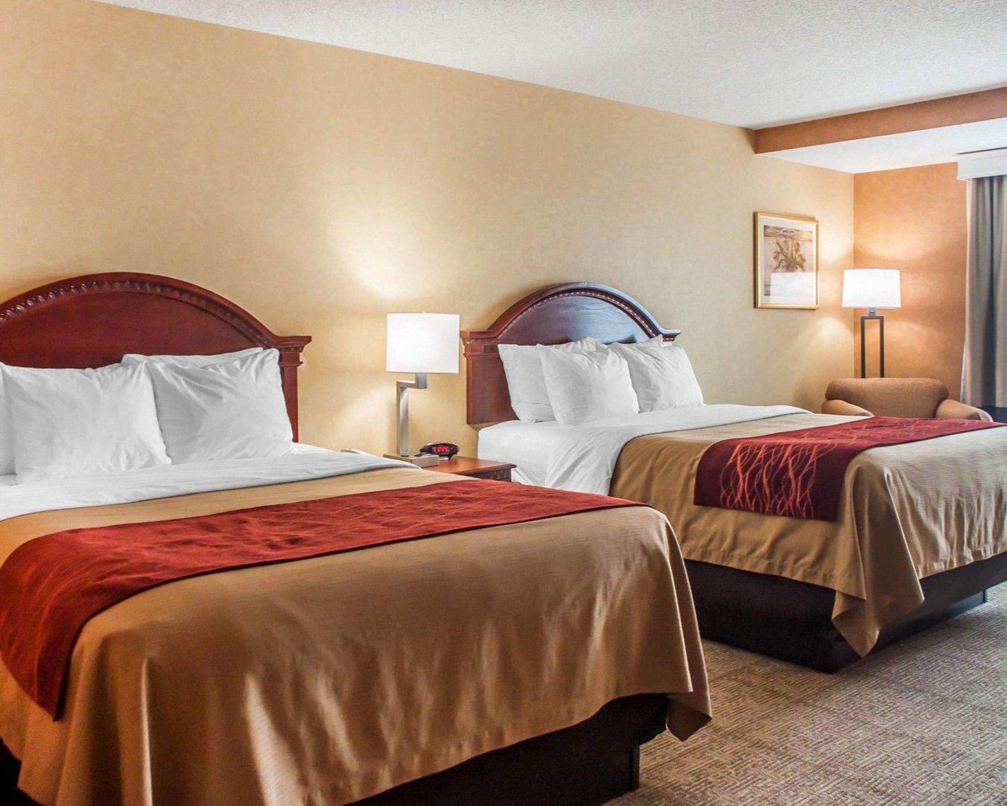 Quality Inn Near Walden Galleria Mall Cheektowaga Eksteriør bilde