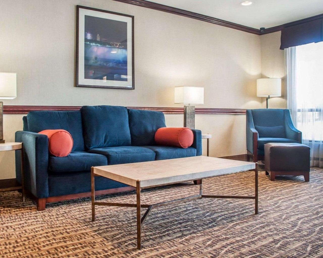 Quality Inn Near Walden Galleria Mall Cheektowaga Eksteriør bilde