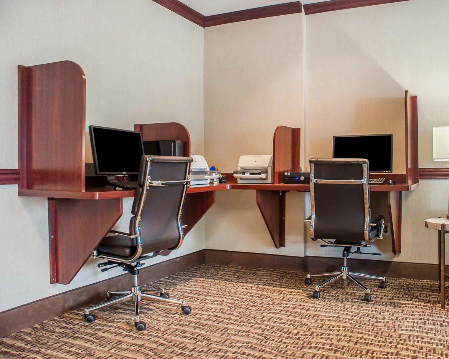 Quality Inn Near Walden Galleria Mall Cheektowaga Eksteriør bilde