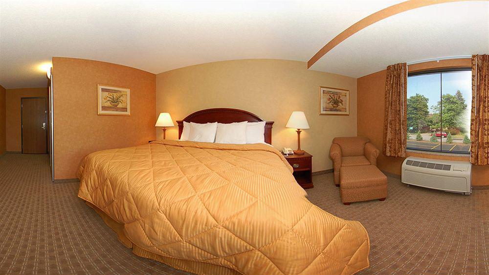 Quality Inn Near Walden Galleria Mall Cheektowaga Eksteriør bilde